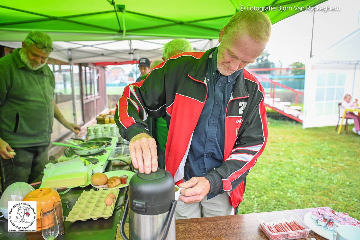 Hondenschool De Jonge Gezelschapshond Ontbijt & zoektocht 2025 40