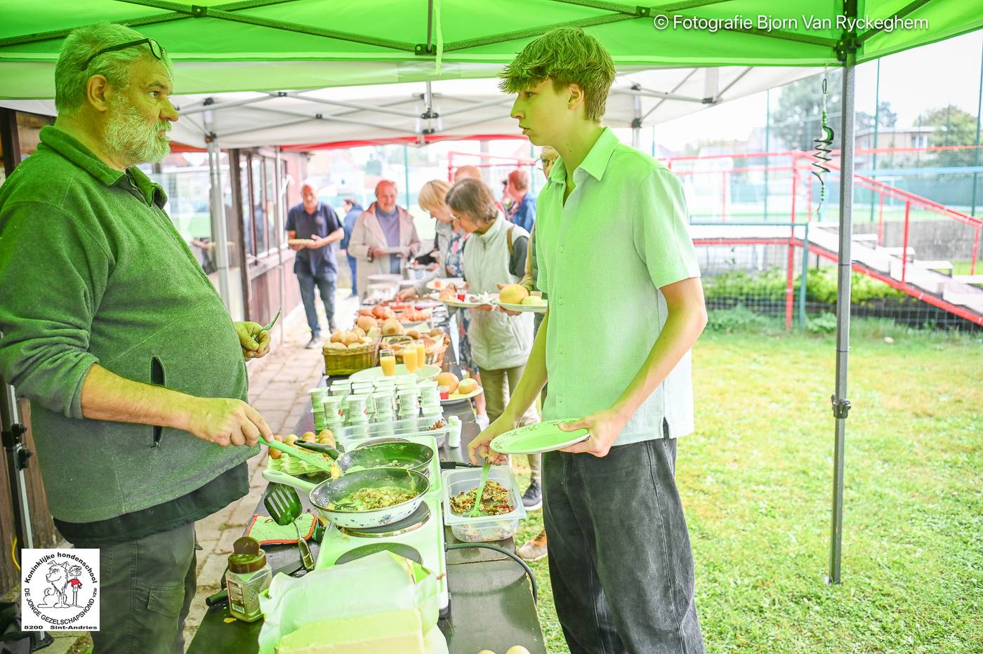 Hondenschool De Jonge Gezelschapshond Ontbijt & zoektocht 2025 18